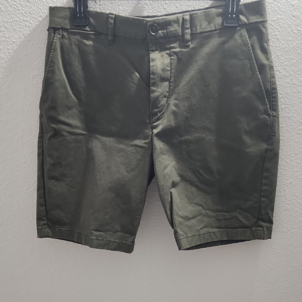 Tommy Hilfiger Olive Green Flat Front Chino Shorts